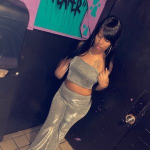 Meet your Posher, Salena